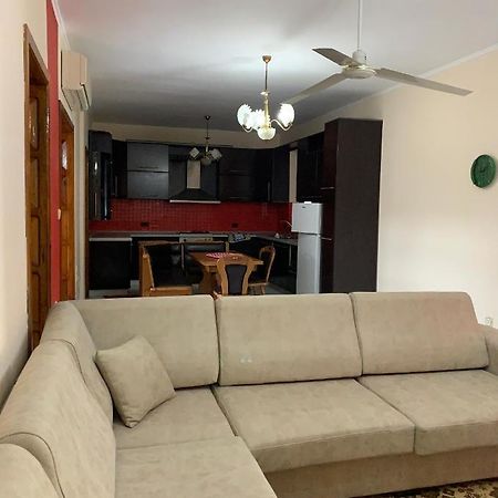 Shtepi Me Qera Fier Villa Екстериор снимка